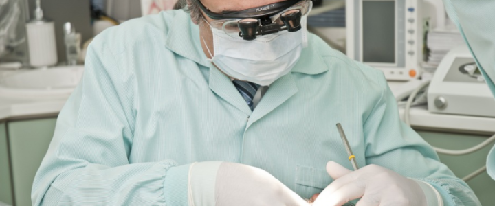 Tips to Consider When Selecting a Dentist
